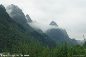 广西百色乐业大石围天坑风景