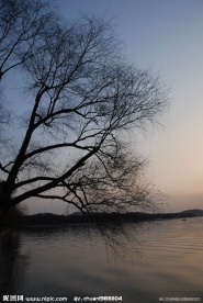 青山湖傍晚风光