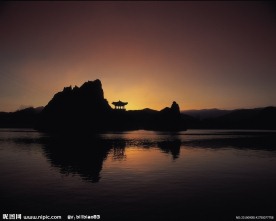 山水剪影