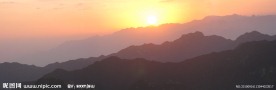 华山日出