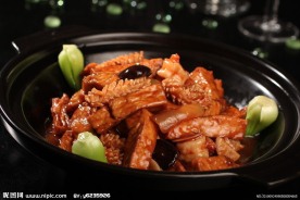 八珍豆腐煲