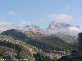 群山美景