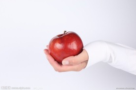 手中的红苹果