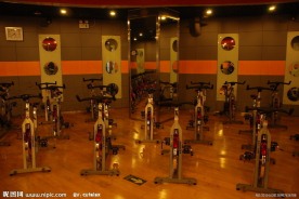 动感单车健身房