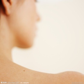 女性