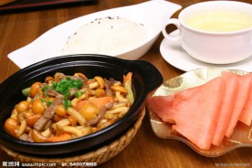 滑菇里脊煲仔饭