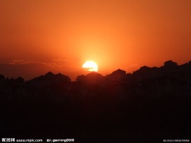 夕阳下沉