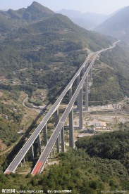 湖北沪蓉西高速航拍照片