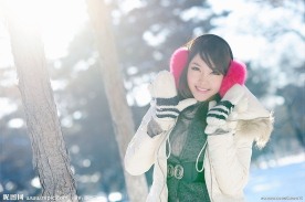 雪中女孩