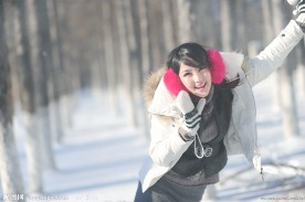 雪中女孩