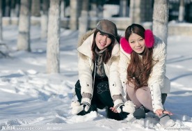 雪中女孩