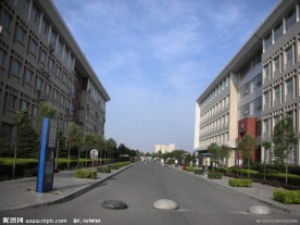 河南工业大学校园景色