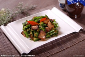 龙豆炒腊肉