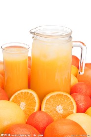 橙汁和桔子