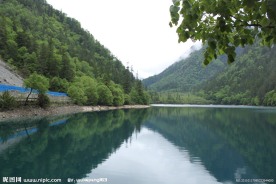 九寨沟湖面
