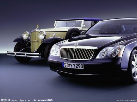 迈巴赫古董车现代车对比照