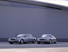 迈巴赫当代名车双车合拍