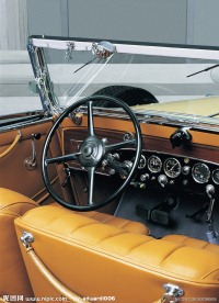 迈巴赫敞篷车方向盘