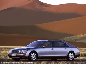 沙漠夕阳迈巴赫