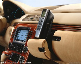 迈巴赫汽车控制台