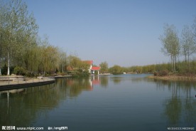 园中湖一景