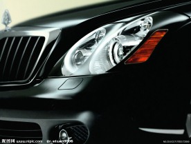 迈巴赫前车灯