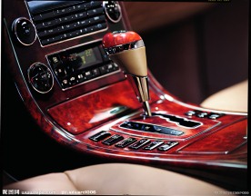 迈巴赫车档特写