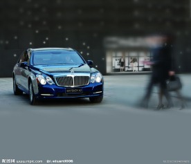 迈巴赫在商业区