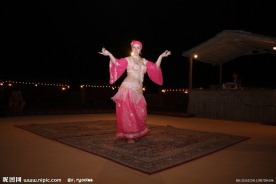 杜拜沙漠肚皮舞