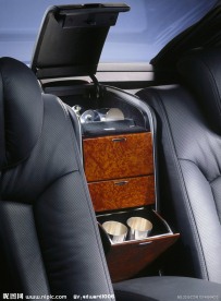 迈巴赫奢华汽车内饰