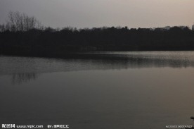水天一色
