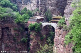 苍岩山桥楼殿