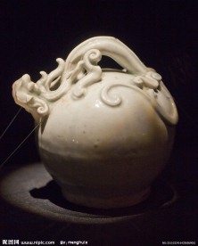 景德镇窑青白釉倒流壶