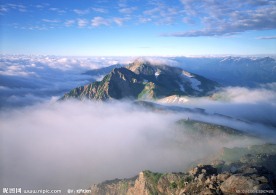 高山 云雾
