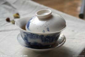 青花茶碗