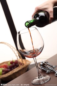 酒杯