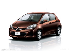 丰田Vitz