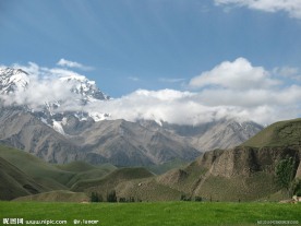 雪山草场