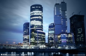 湖边城市夜景 城市高楼大厦