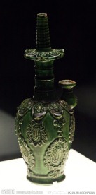 绿釉“杜家”款璎珞纹净瓶