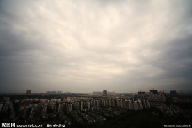 城市 阴天
