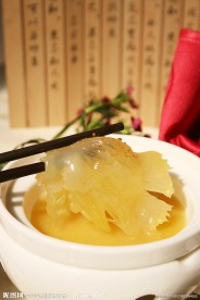 黄焖鱼翅