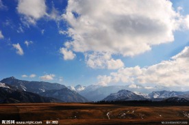 雪山白云