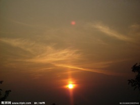 天空晚霞