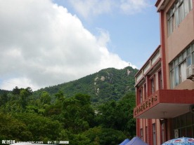 天峰相接