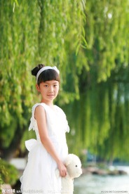 女孩