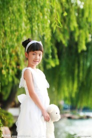女孩