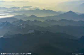 群山