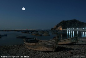 海上升明月