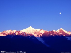 雪山美景